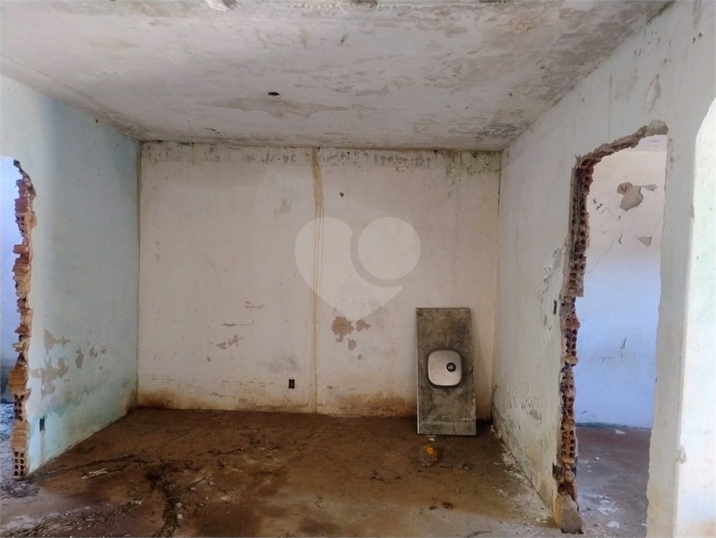 Casa à venda com 2 quartos em Jardim Adalberto Frederico de Oliveira Roxo I, Araraquara, SP