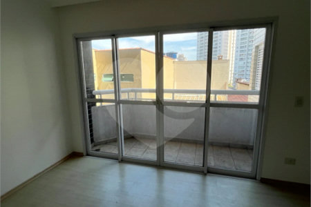 Apartamento para alugar com 3 quartos, sendo 1 suíte, em Vila Lusitânia, São Bernardo do Campo, SP