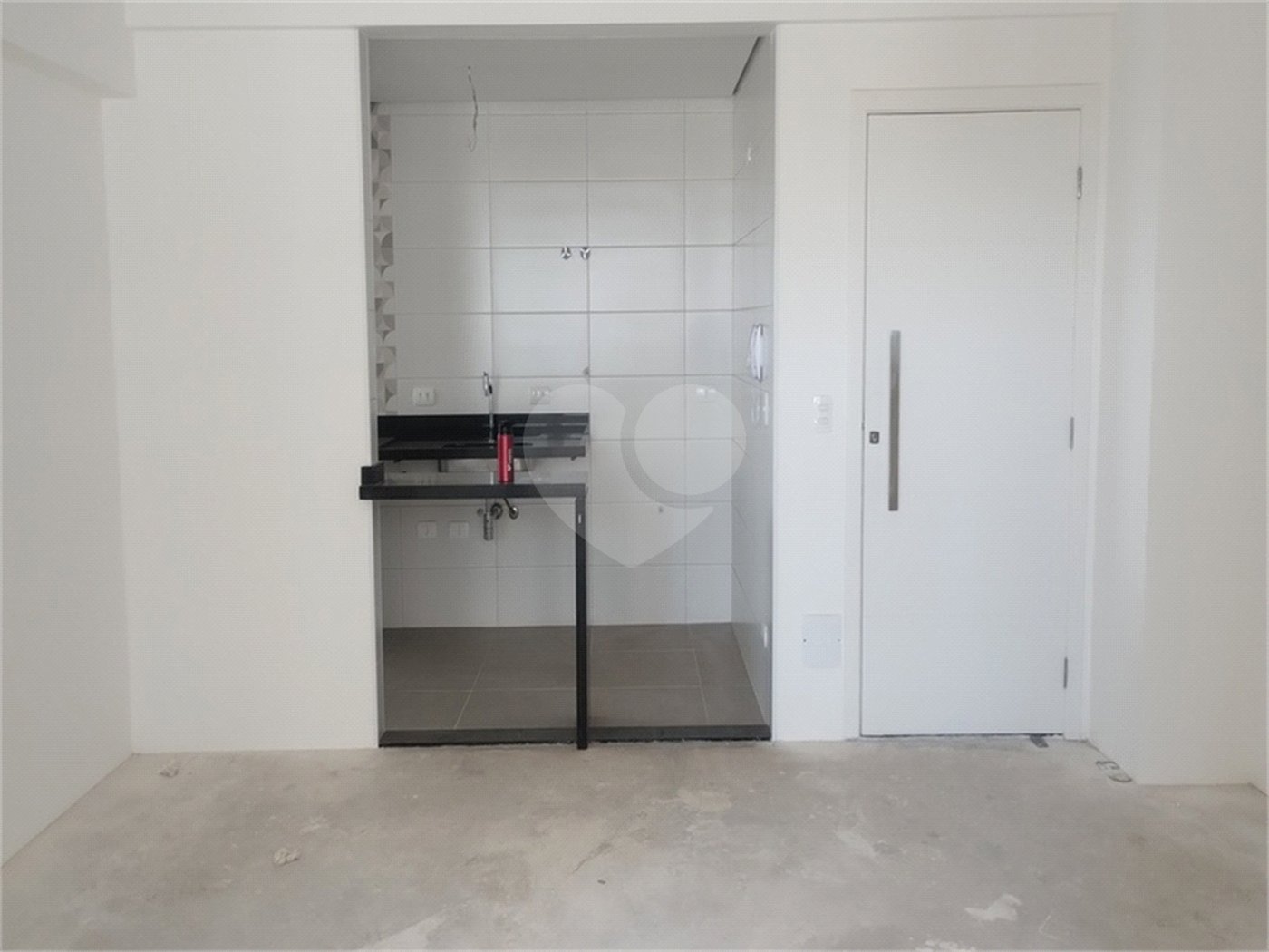 Apartamento à venda com 3 quartos, sendo 1 suíte,  em Loteamento Mogilar, Mogi das Cruzes, SP