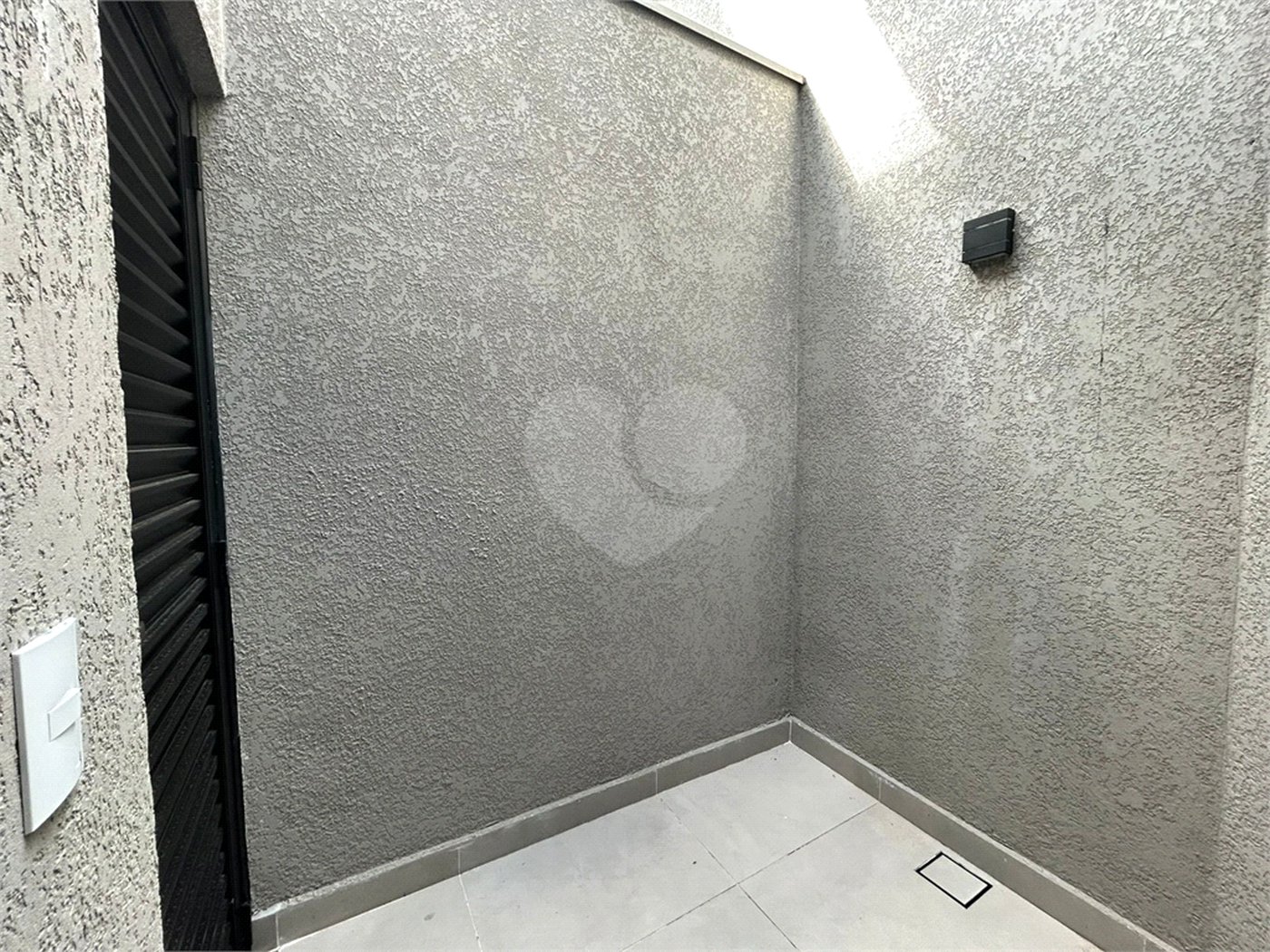 Casa à venda com 3 quartos, sendo 1 suíte, no condomínio Villagio Wanel, Sorocaba - SP