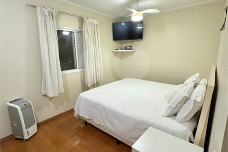 Apartamento à venda com 3 quartos, sendo 1 suíte, em Vila Oratório, São Paulo, SP