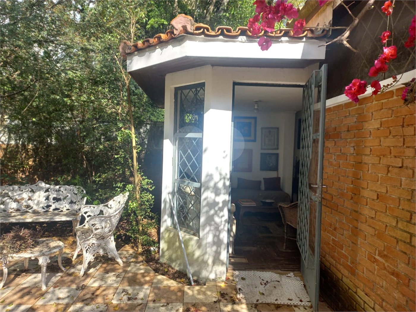 Casa à venda com 3 quartos, sendo 2 suítes, em Morumbi, São Paulo, SP
