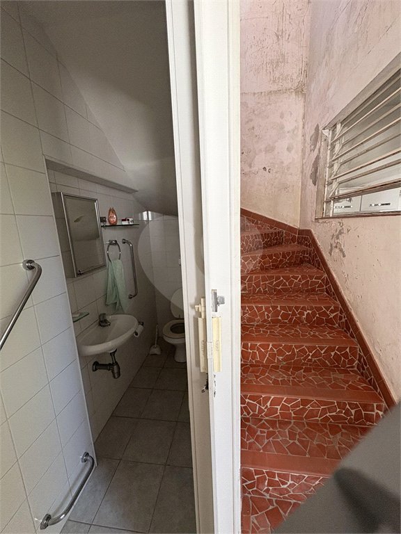 Sobrado à venda com 6 quartos, sendo 1 suíte, em Vila Nova Conceição, São Paulo, SP
