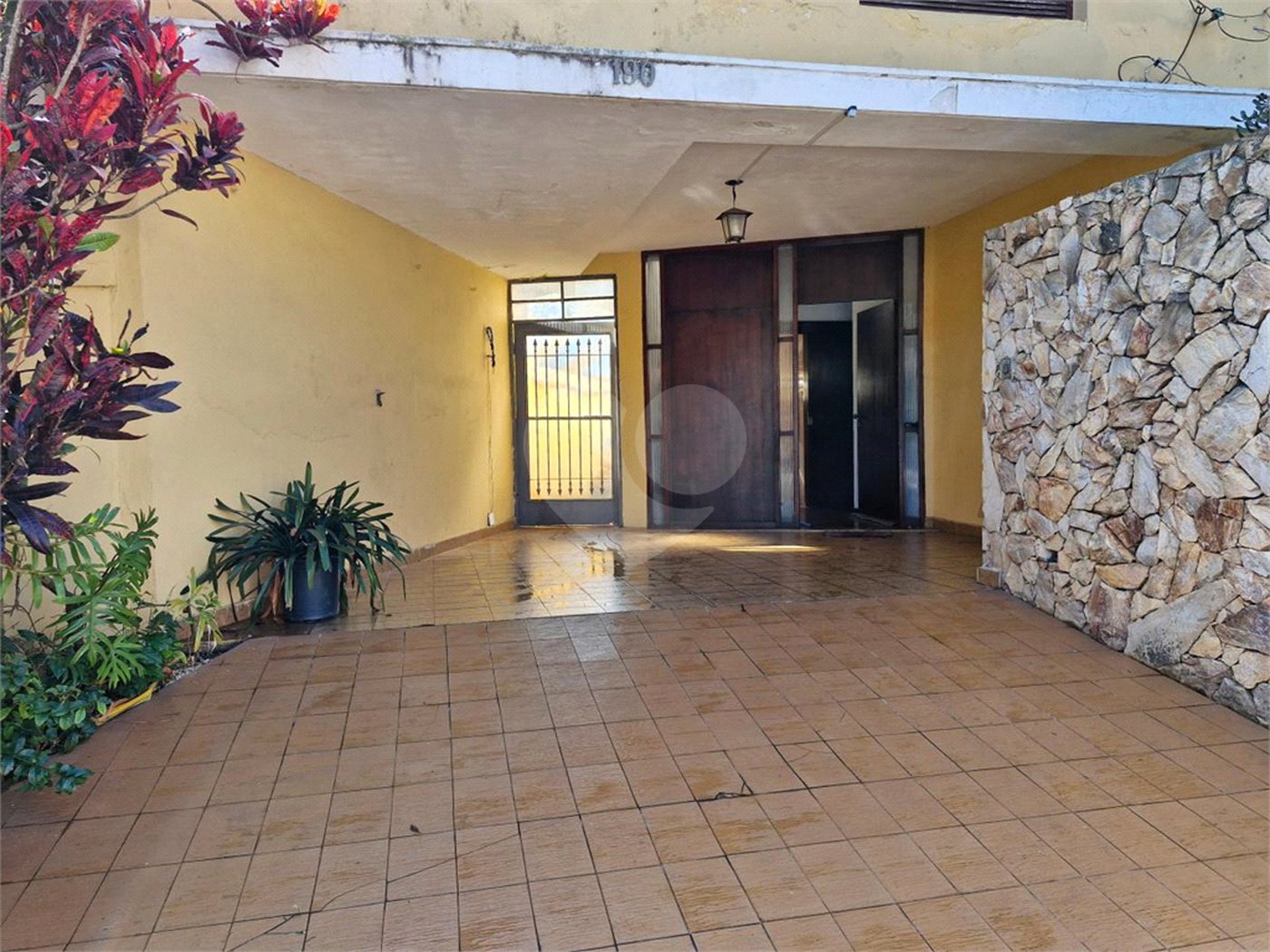 Casa à venda com 4 quartos, sendo 1 suíte, em Jardim Consórcio, São Paulo, SP