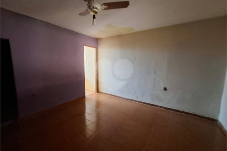 Casa à venda com 5 quartos, sendo 1 suíte, em Jardim Tamoio, Araraquara, SP