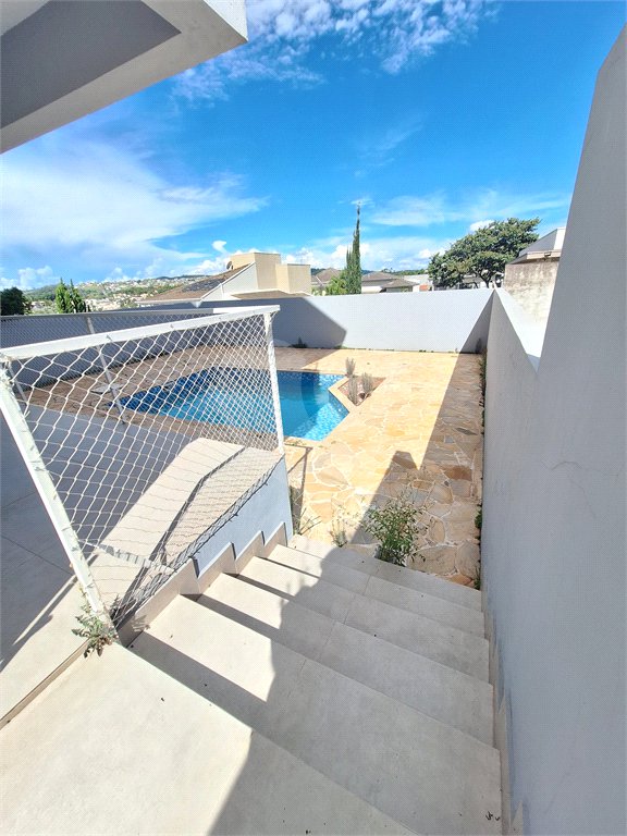 Casa à venda com 4 suítes no condomínio Terras de São Francisco, Vinhedo - SP