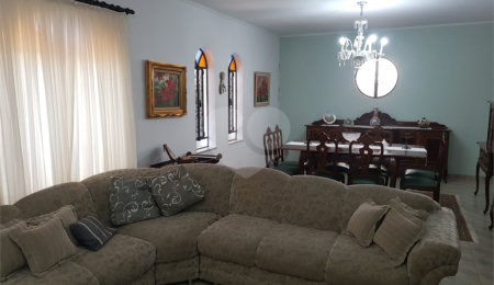 Casa à venda com 3 quartos, sendo 2 suítes,  em Jardim Campo Grande, São Paulo, SP