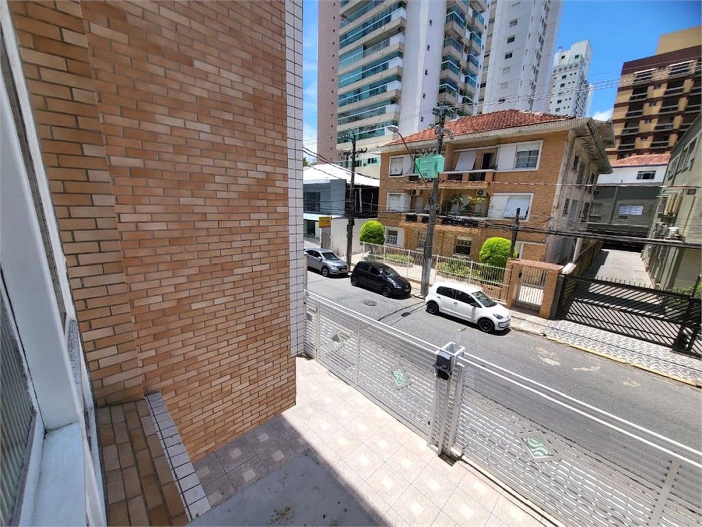 Apartamento com 4 dormitórios à venda, 180 m² por R$ 700.000,00 - Gonzaga - Santos/SP