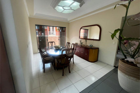 Casa à venda com 3 quartos, sendo 1 suíte, em Jardim Itália, Itapetininga, SP