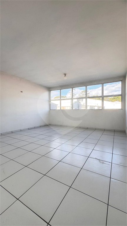 Prédio para alugar no Centro, Poá, SP