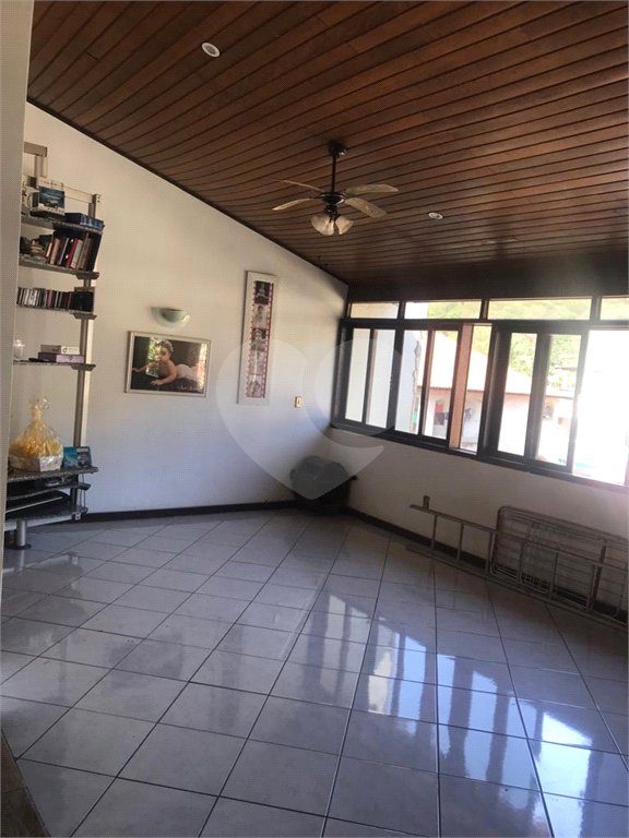 Triplex à venda com 4 quartos, sendo 1 suíte, em Campo Grande, Rio de Janeiro, RJ