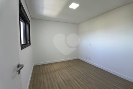 Apartamento à venda com 4 quartos, sendo 2 suítes,  em Além Ponte, Sorocaba, SP