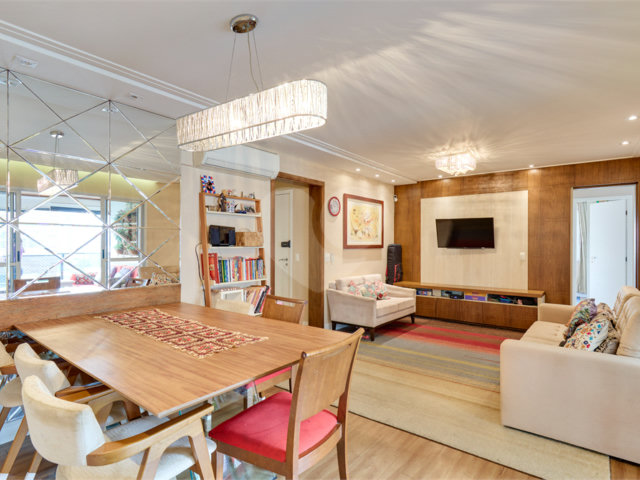 Apartamento à venda com 3 quartos, sendo 1 suíte,  em Granja Julieta, São Paulo, SP
