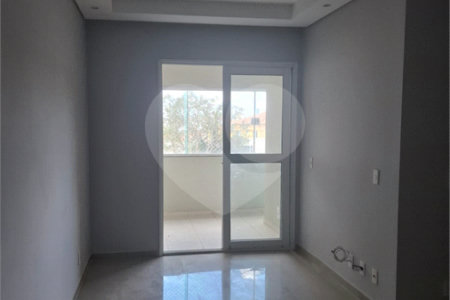 Apartamento à venda com 3 quartos, sendo 1 suíte,  em Vila São Sebastião, Mogi das Cruzes, SP