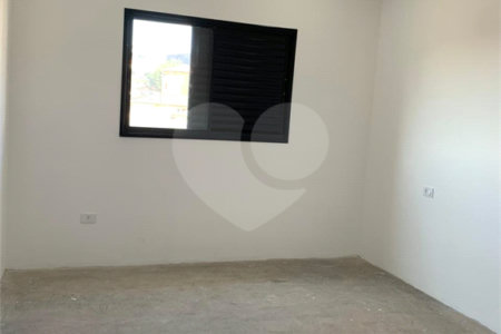 Casa à venda com 3 quartos, sendo 1 suíte, no condomínio Villa D'este, Cotia - SP