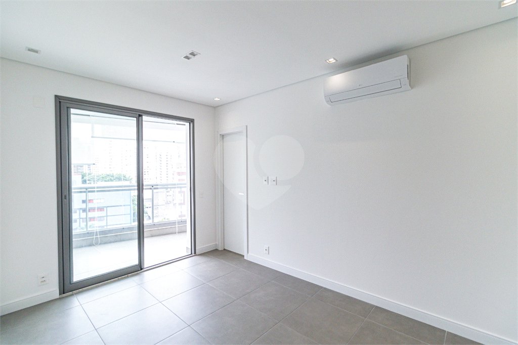 Apartamento para alugar com 2 suítes em Vila Olímpia, São Paulo, SP