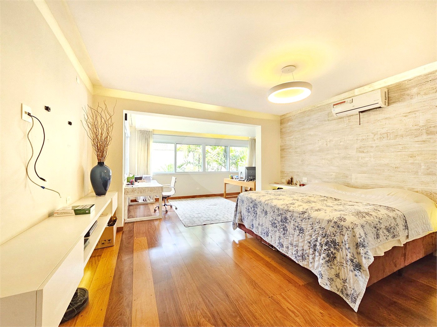 Casa à venda com 4 suítes no condomínio Ville Courchevel, São Paulo - SP