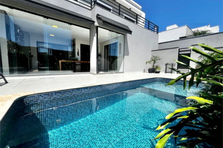 Casa à venda com 3 suítes em Vila Popular, Itapetininga, SP