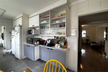 Apartamento para alugar com 3 suítes em Vila Romana, São Paulo, SP
