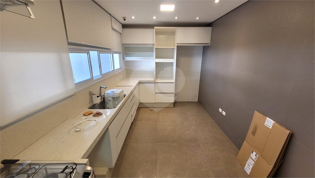 Casa Térrea à venda com 5 quartos, sendo 2 suítes, em Água Fria, São Paulo, SP