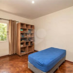 Casa de Vila à venda com 5 quartos, sendo 3 suítes, em Jardim Marajoara, São Paulo, SP