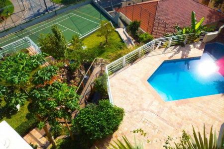 Casa à venda com 5 suítes em Jardim Leonor, São Paulo, SP