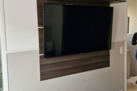 Casa à venda com 3 quartos, sendo 1 suíte, no condomínio Moradas do Horto, São Paulo - SP