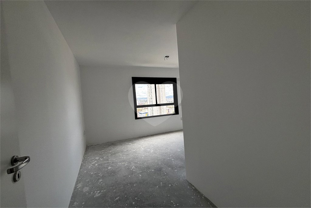 Apartamento à venda com 3 suítes em Vila Romana, São Paulo, SP