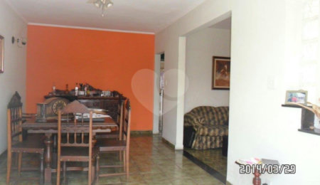 Casa Térrea à venda com 4 quartos, sendo 1 suíte,  em Tremembé, São Paulo, SP