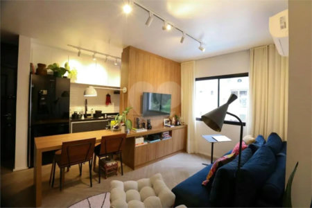 Apartamento à venda na Vila Nova Conceição, mobiliado pronto para morar com varanda e 1 vaga