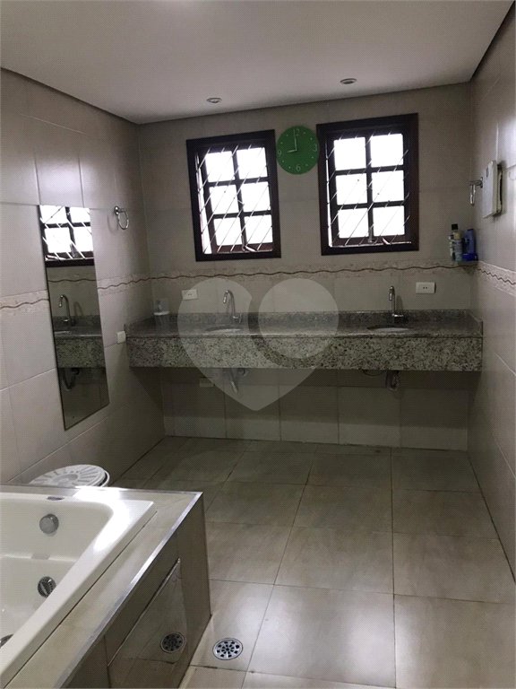 Sobrado à venda com 3 quartos, sendo 1 suíte, em Tucuruvi, São Paulo, SP