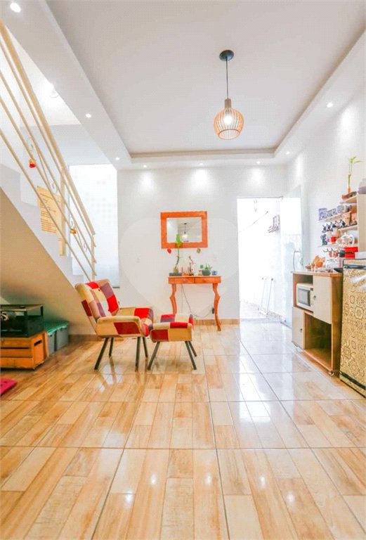Casa de Vila à venda com 2 suítes em Jardim Simus, Sorocaba, SP