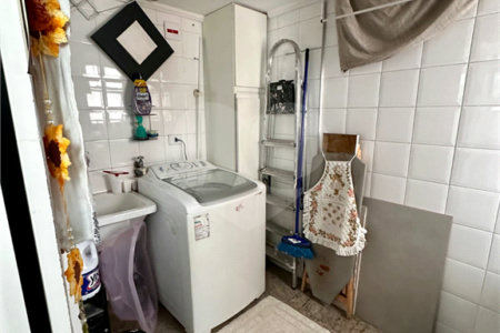 Apartamento à venda com 3 quartos, sendo 1 suíte, em Vila Regente Feijó, São Paulo, SP
