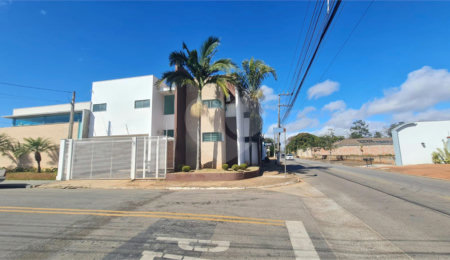 Sobrado à venda com 3 suítes em Vila Nastri, Itapetininga, SP