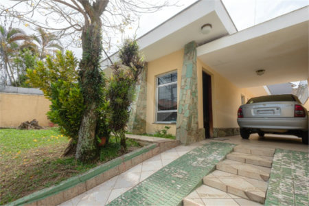 Casa à venda com 3 quartos, sendo 1 suíte,  em Vila Rosália, Guarulhos, SP