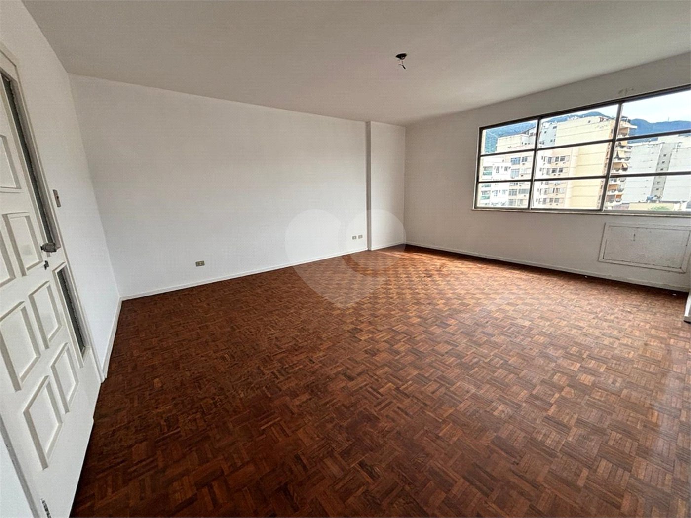 Apartamento à venda com 3 quartos, sendo 1 suíte,  em Maracanã, Rio de Janeiro, RJ