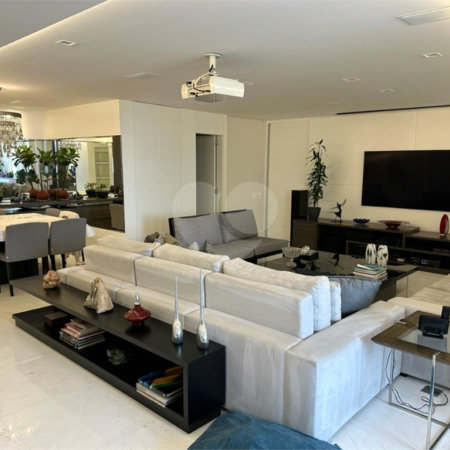 Apartamento à venda com 3 quartos, sendo 1 suíte, em Higienópolis, São Paulo, SP