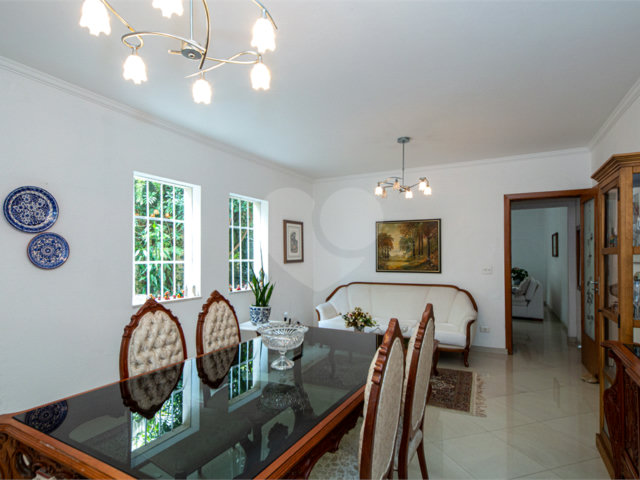 Casa à venda com 3 quartos, sendo 1 suíte,  em Campo Belo, São Paulo, SP