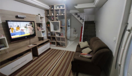 Sobrado à venda com 3 quartos, sendo 1 suíte,  em Vila Ema, São Paulo, SP