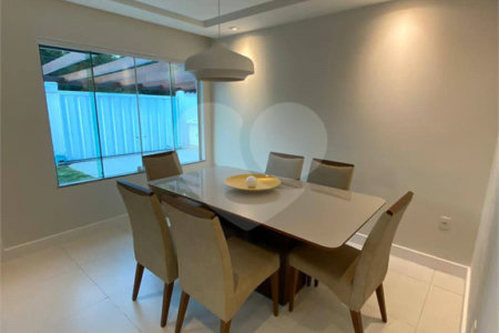 Casa à venda com 3 suítes em Caravelas, Armação dos Búzios, RJ
