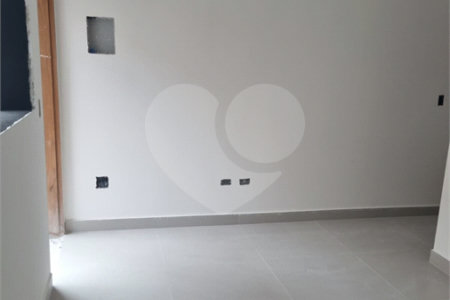 Apartamento à venda com 1 quarto em Vila Mazzei, São Paulo, SP