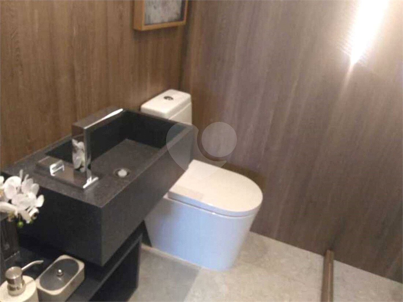 Apartamento à venda com 3 quartos, sendo 1 suíte,  em Jardim das Acácias, São Paulo, SP