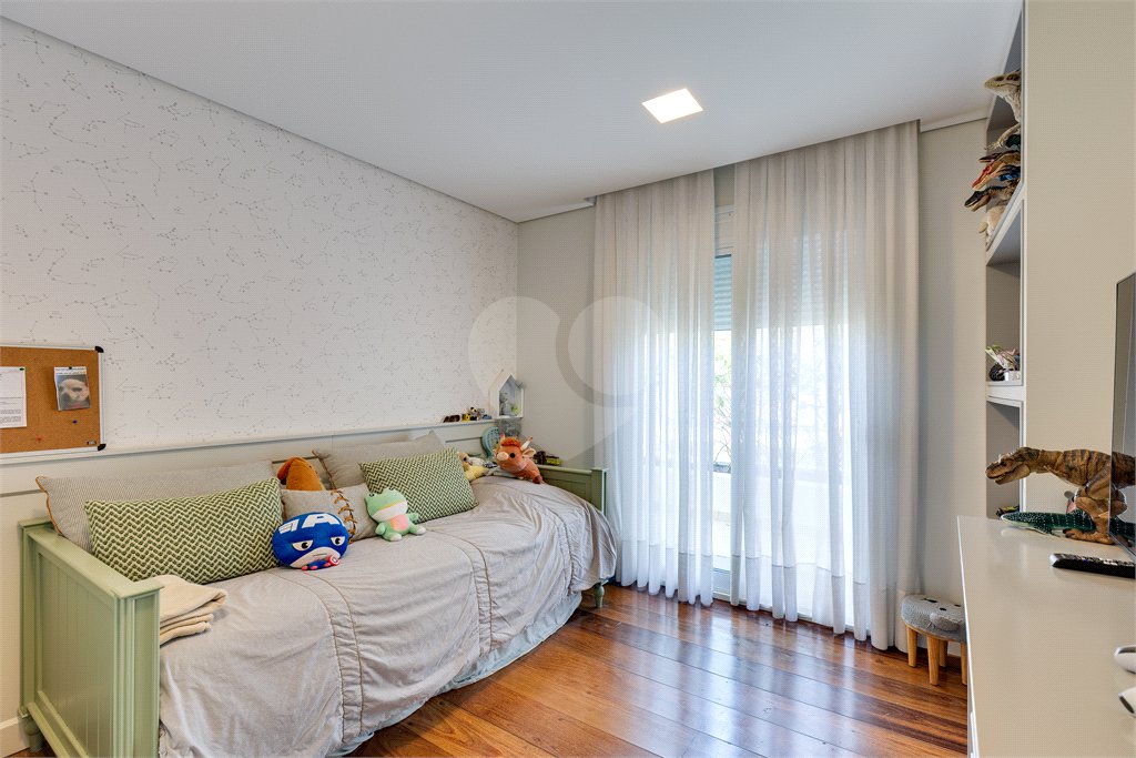 Casa à venda com 3 suítes no condomínio Parc Vignoble, São Paulo - SP