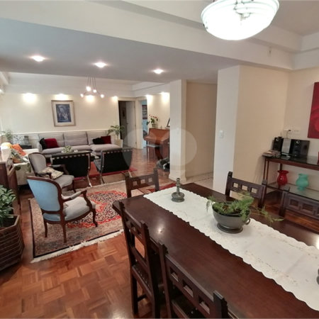 Apartamento à venda com 3 quartos, sendo 1 suíte, em Jardim Paulista, São Paulo, SP