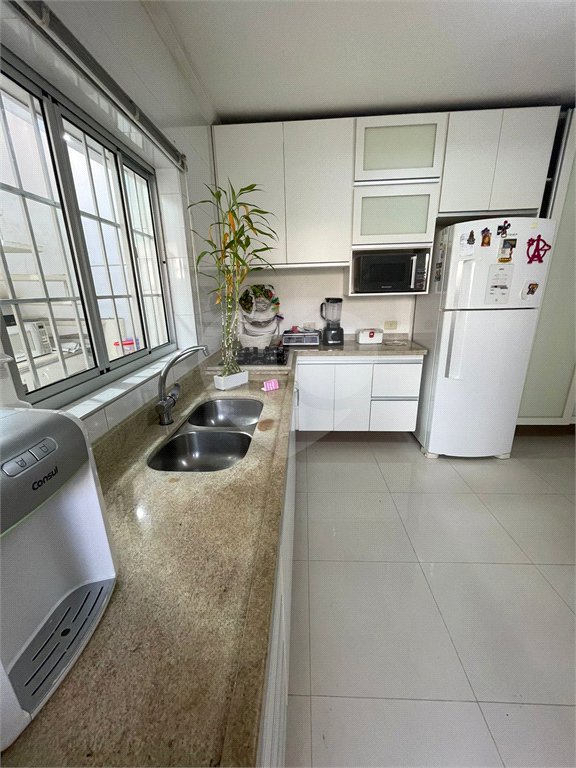 Casa Térrea à venda com 2 quartos em Parque Vitória, São Paulo, SP