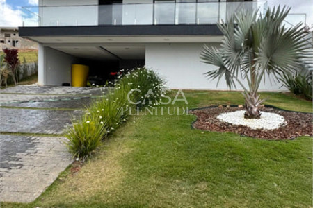 Casa em condomínio à venda ou para alugar com 5 quartos, sendo 3 suítes, no Centro, Piedade, SP