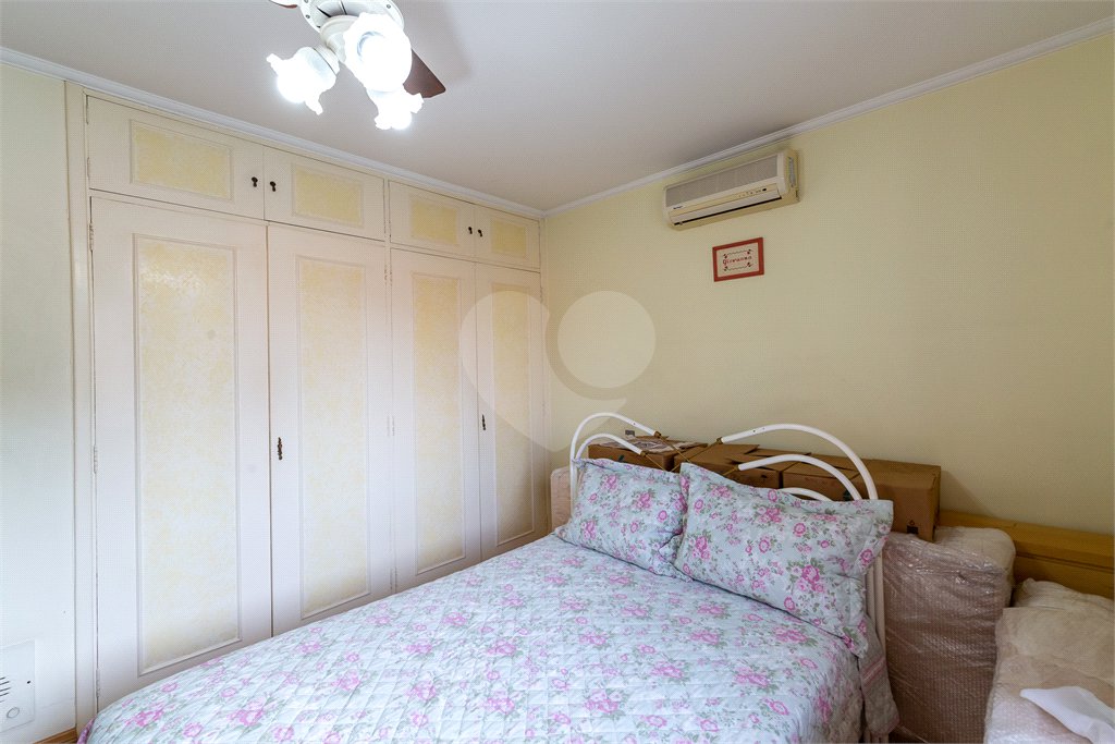 Sobrado à venda com 4 quartos, sendo 2 suítes, em Brooklin Velho, São Paulo, SP