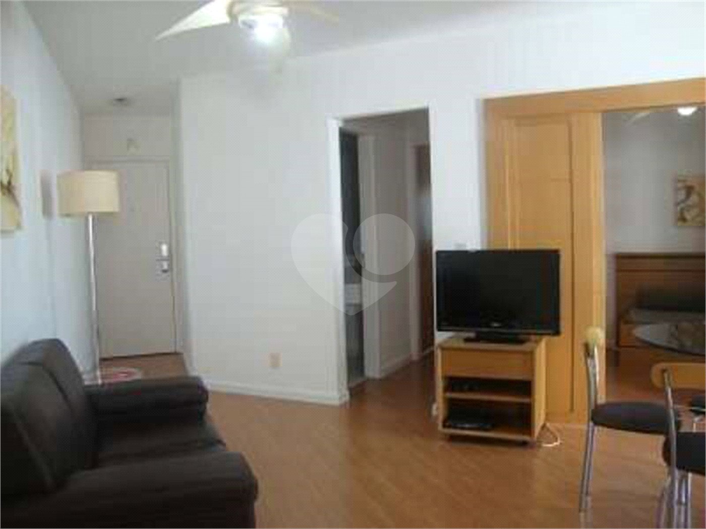 Apartamento de 1 dormitório sendo suíte com 60m2