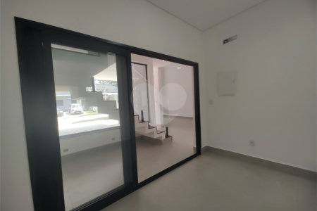 Casa à venda com 3 suítes no condomínio Terras de São Francisco, Sorocaba - SP