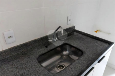 Apartamento à venda com 2 quartos em Cambuci, São Paulo, SP